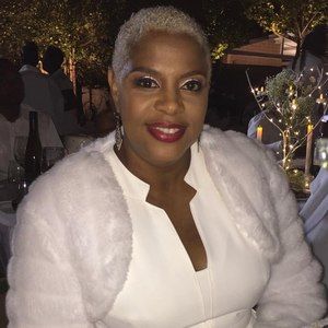 Meet your Posher, Helen